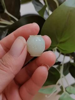 和田玉莲花佛珠寓意象征清净与觉悟,是佛教文化中重要持物符号✨