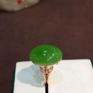 一折籽料金镶玉戒指