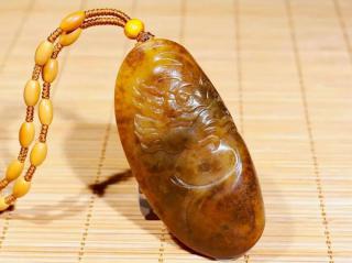 和田玉里的真籽料!老玩家才懂的老熟料!