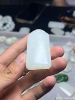白玉无事牌吊坠